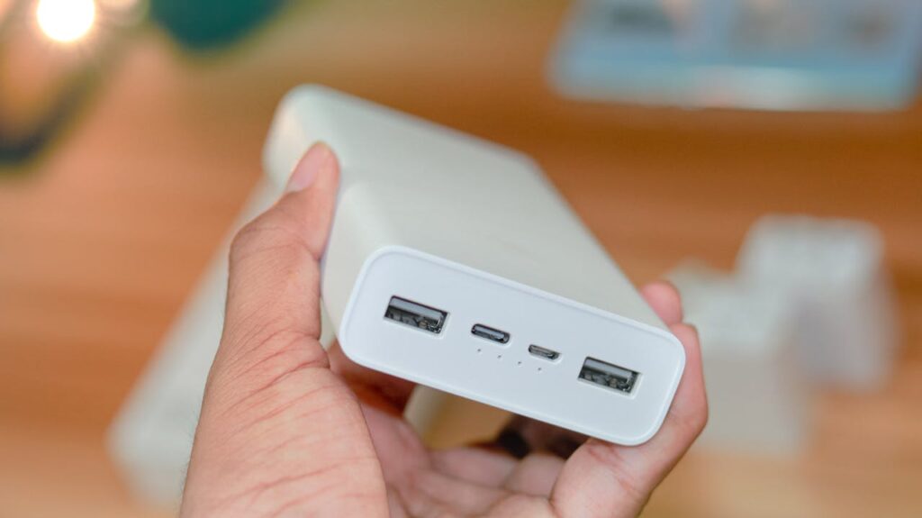 Met een powerbank in je handbagage veilig en slim op reis